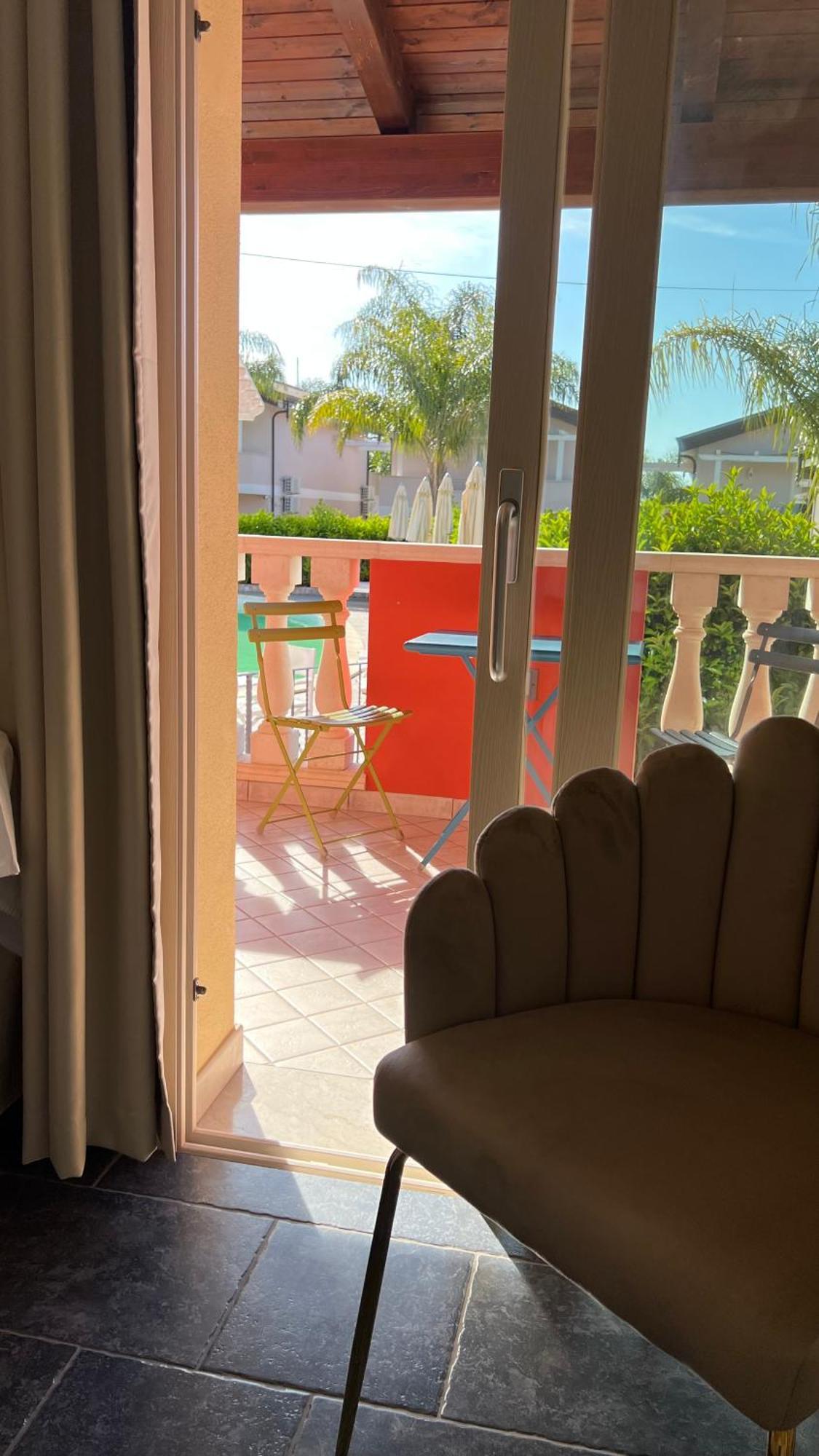 Отель Borgo Di Santa Barbara Санта-Доменика Экстерьер фото